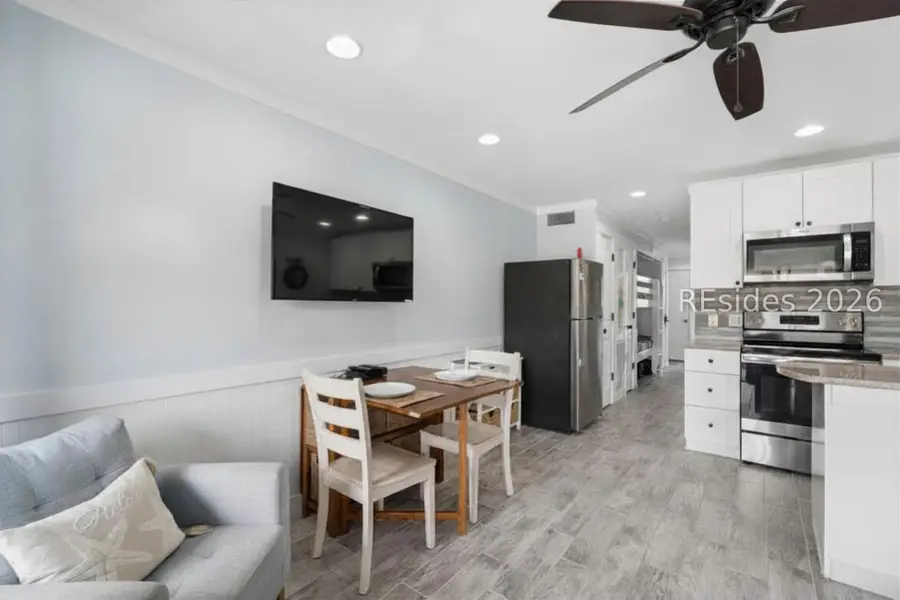 40 Folly Field Road #B102, Hilton Head Island, SC 29928 - #3