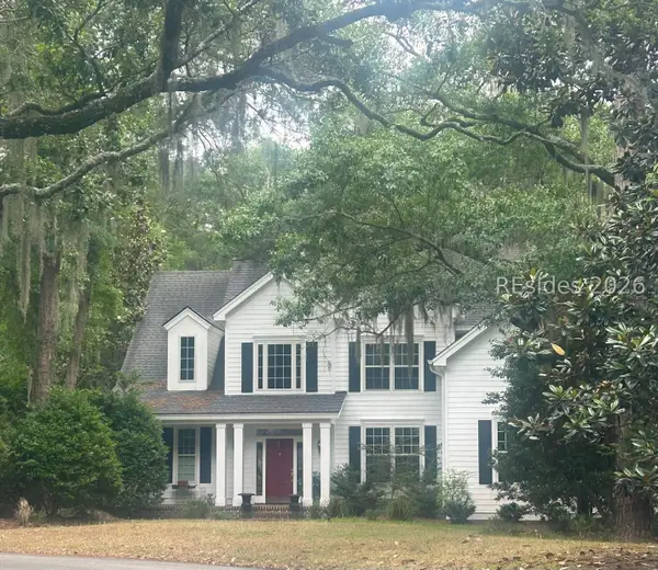 10 Stonewall Circle, Hilton Head Island, SC 29926
