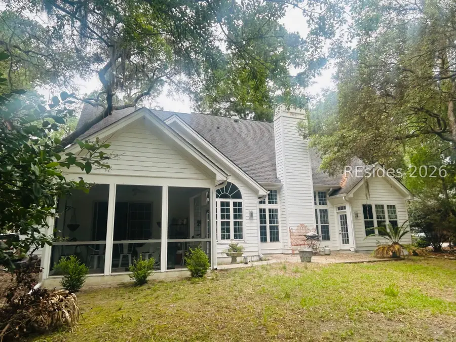 10 Stonewall Circle, Hilton Head Island, SC 29926 - #3