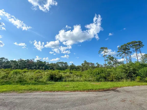 32 Beauregard Boulevard, Daufuskie Island, SC 29915