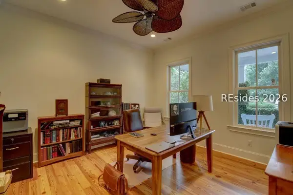 18 Bow Circle, Hilton Head Island, SC 29928