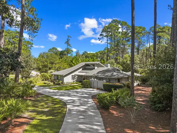 10 Big Woods Drive, Hilton Head Island, SC 29926