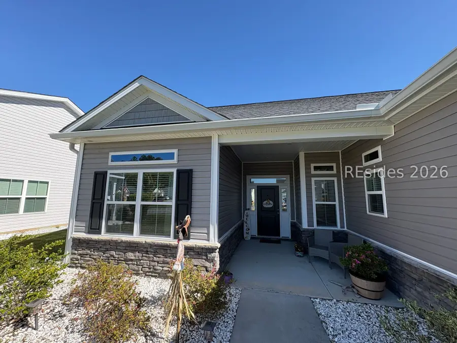 1532 Hearthstone Lake Drive, Ridgeland, SC 29936 - #3