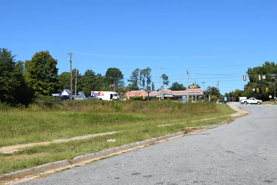 1391 W. O. Ezell Boulevard, Spartanburg, SC 29301 - Image #2