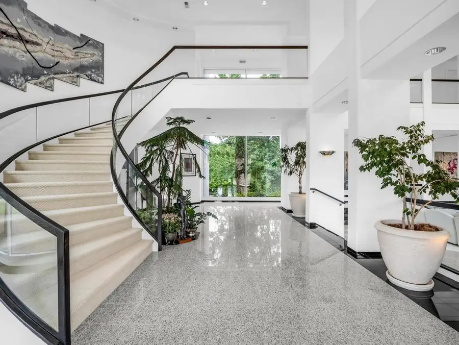 110 W King Ridge Street, Gaffney, SC 29341 - Image #2