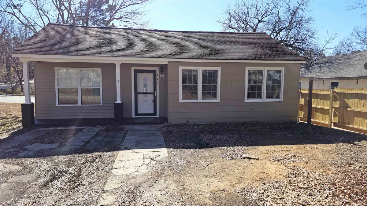 210 James Street, Union, SC 29379-2743 - Image #1