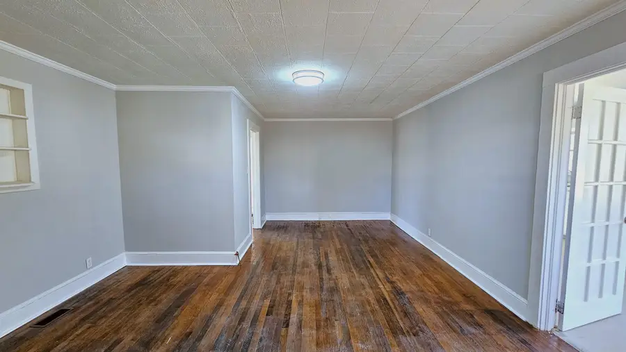 210 James Street, Union, SC 29379-2743 - Image #2