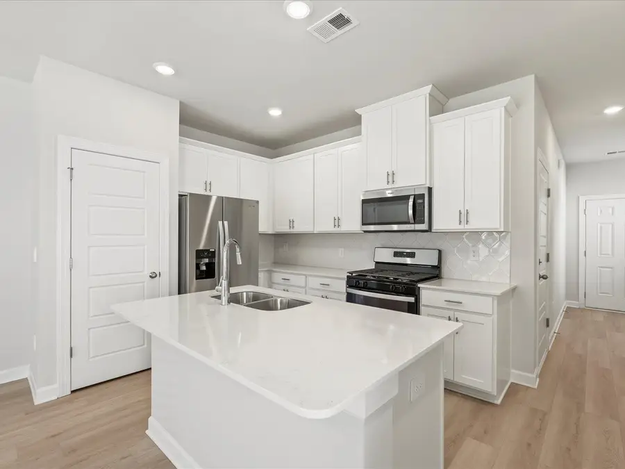 827 Ernest Lane, Lyman, SC 29365 - Image #3