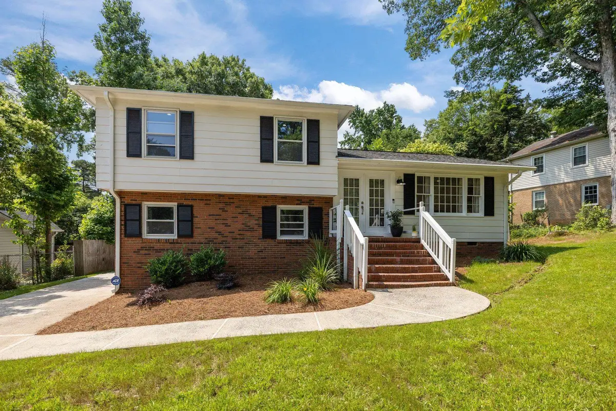 1013 Eaglewood Avenue, Charlotte, NC 28212 - Image #1