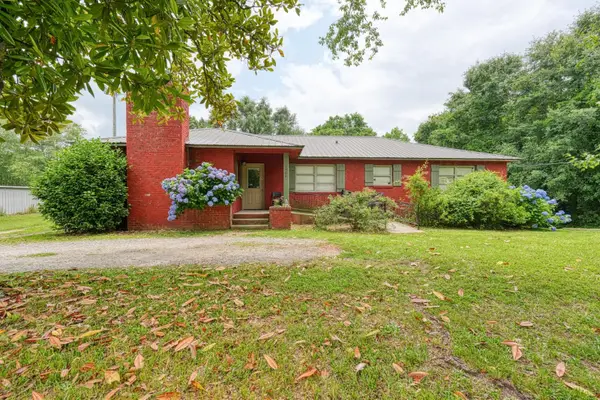 1504 E Rutherford Street, Landrum, SC 29356