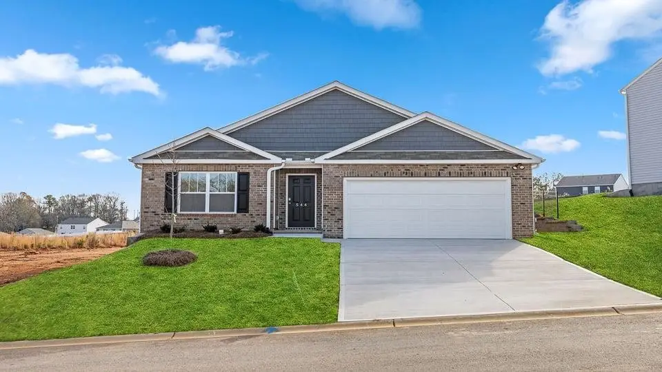 544 Sunfire Street, Woodruff, SC 29388 - Image #1