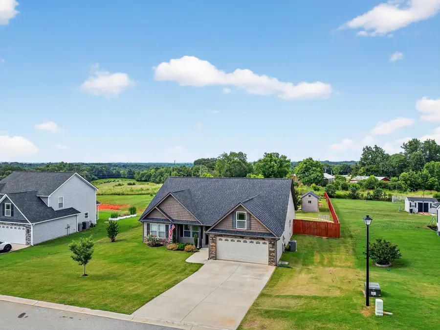 125 Thorn Creek Drive, Gaffney, SC 29341 - Image #3