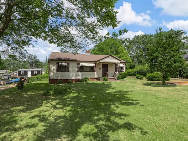 228 Charlesworth Avenue, Spartanburg, SC 29306