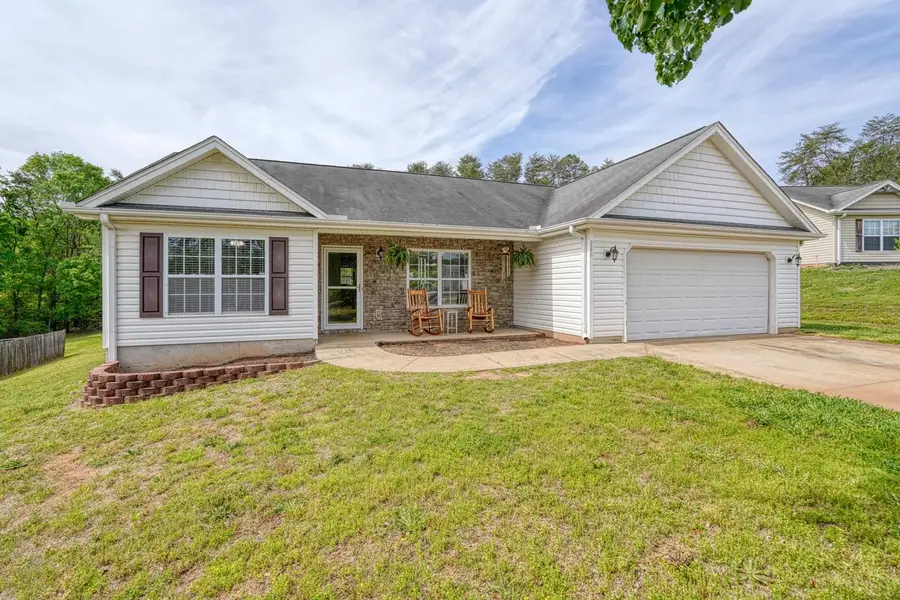 286 Heatherbrook Drive, Lyman, SC 29365 - Image #3