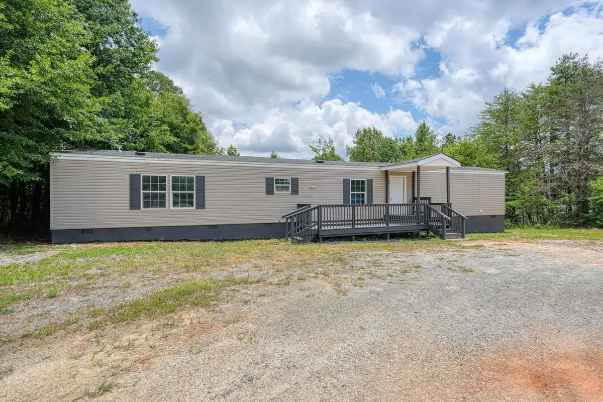 4065 Glenn Springs Road, Pauline, SC 29374 - Image #1