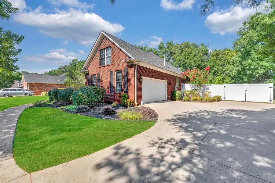 110 N Carleila Lake Way, Spartanburg, SC 29307 - Image #2