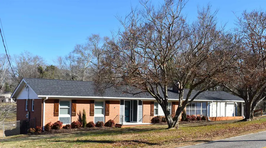 150 Greenway Dr, Cowpens, SC 29330 - Image #2