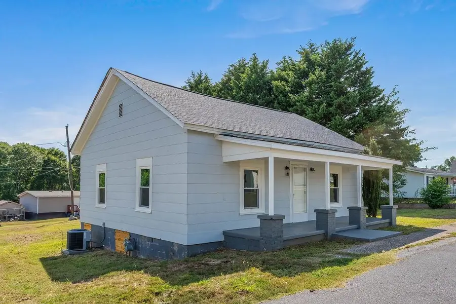 320 Johns St, Union, SC 29379 - Image #2