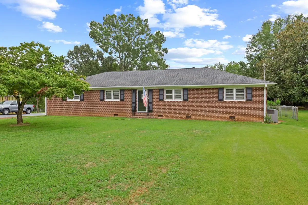 114 Woodbine Terrace, Spartanburg, SC 29301 - Image #1