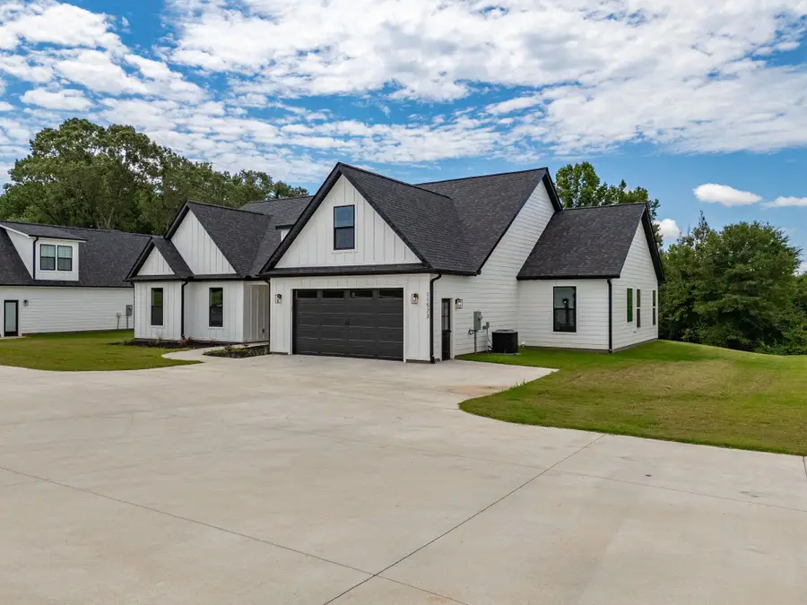 11573 New Cut Road, Campobello, SC 29322 - Image #3