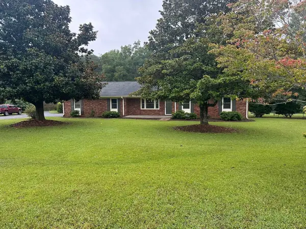 6005 Highway 11, inman, SC 29349