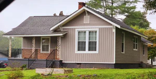 13 Damson Street, Spartanburg, SC 29303