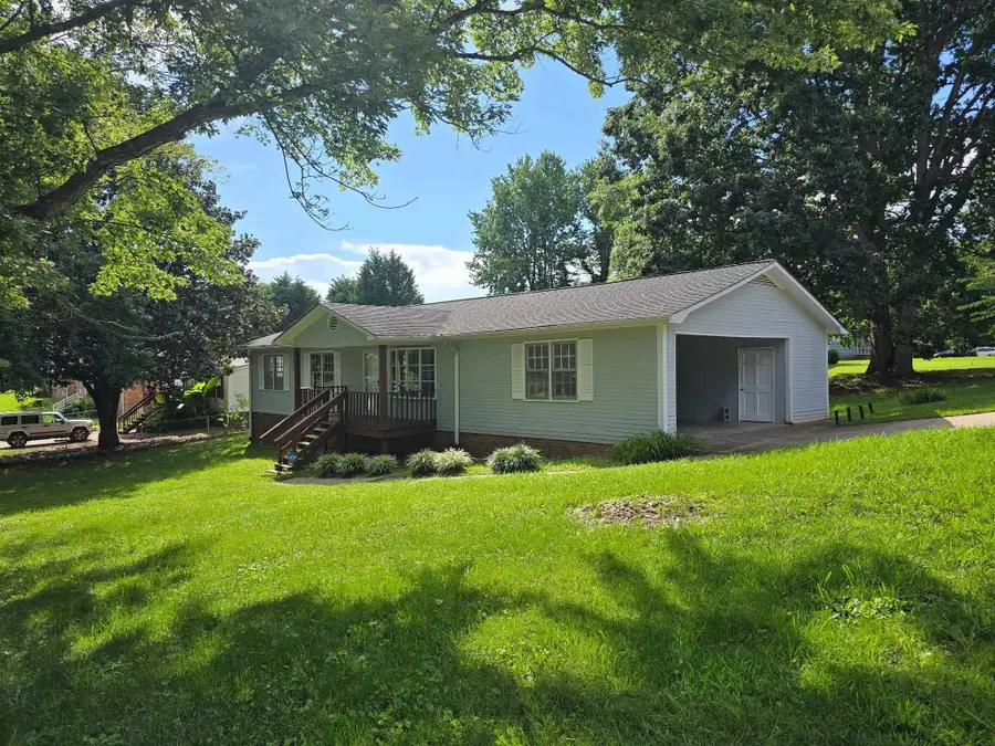 2504 W Croft Circle, Spartanburg, SC 29302 - Image #2