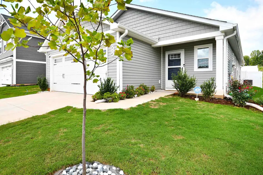 914 English Green Way, Woodruff, SC 29388 - Image #2