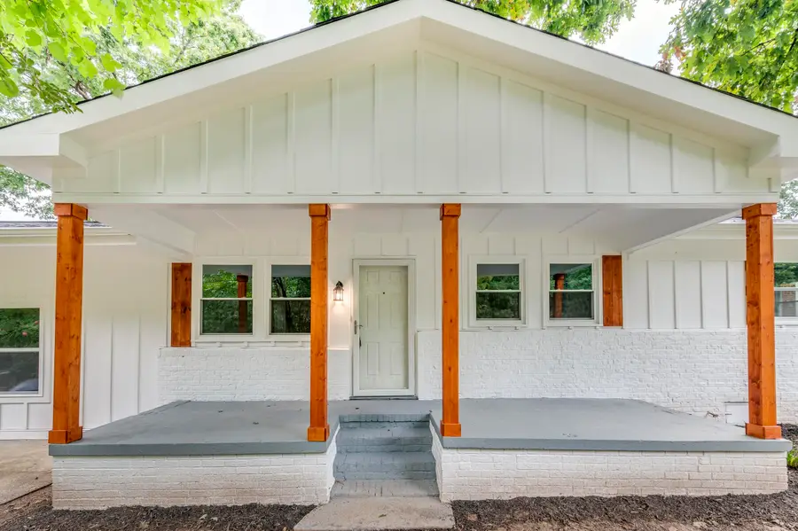 6 Flower Dr, Greenville, SC 29605 - Image #3