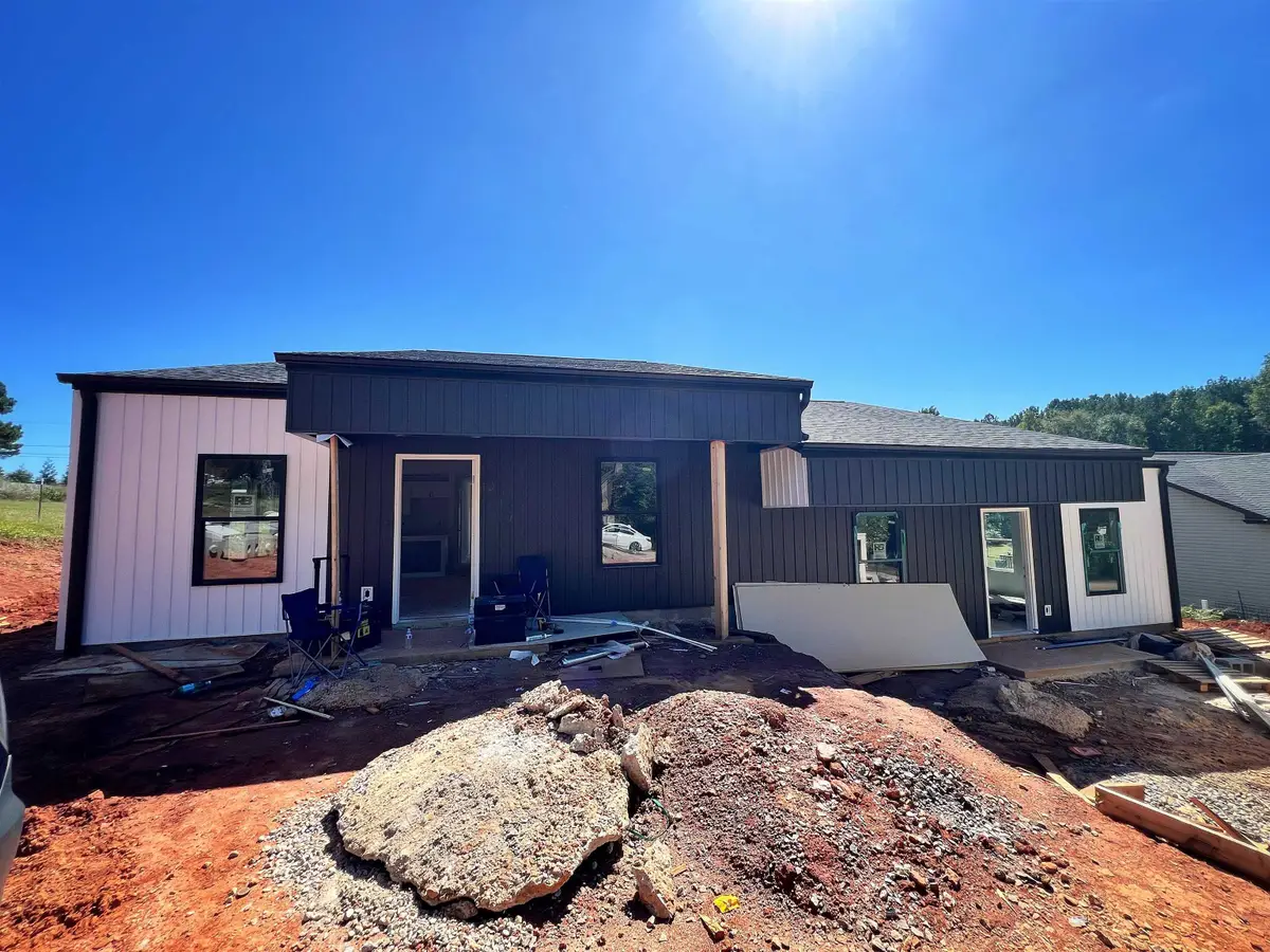 285 Scenic Avenue, Campobello, SC 29322 - #1