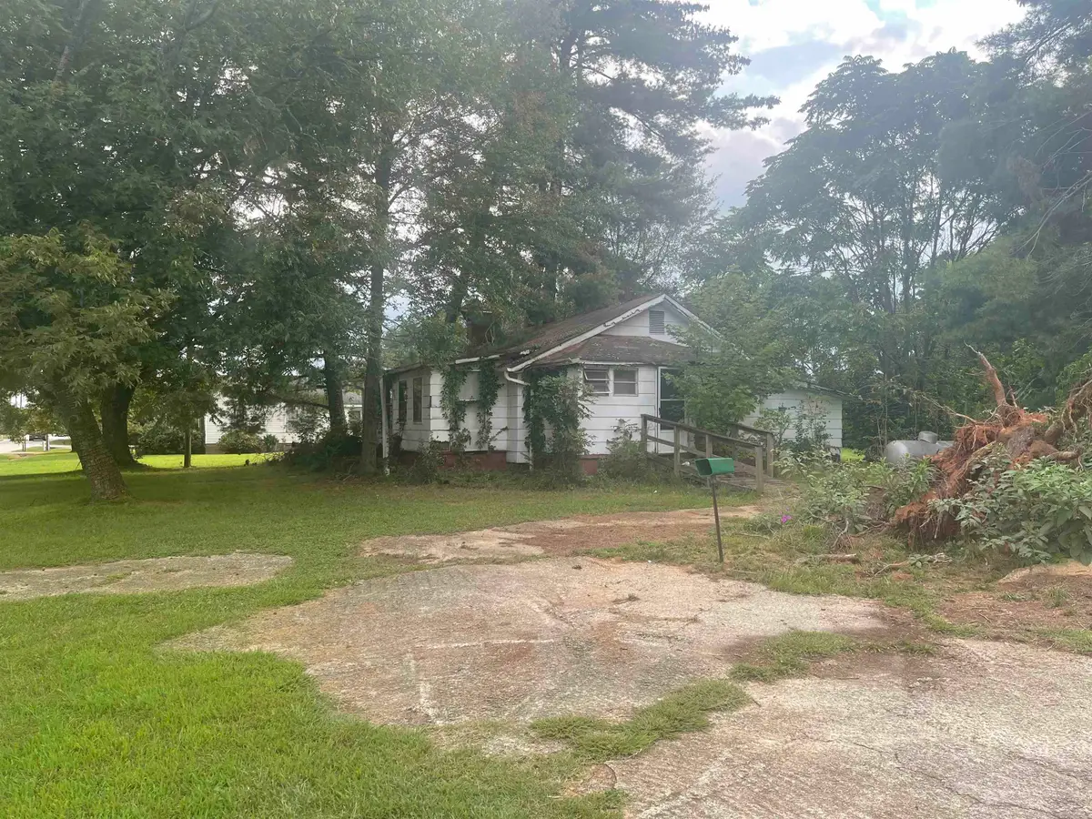 8403 Valley Falls Roads, Boiling Springs, SC 29316 - Image #1