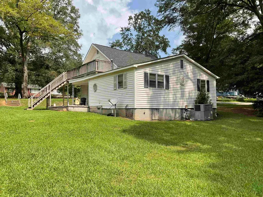 302 E Nott Street, Gaffney, SC 29340 - Image #2