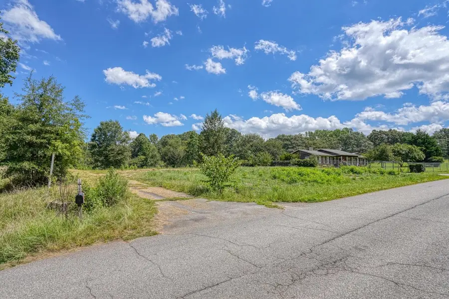236 Overhead Bridge Road, Chesnee, SC 29323 - Image #3