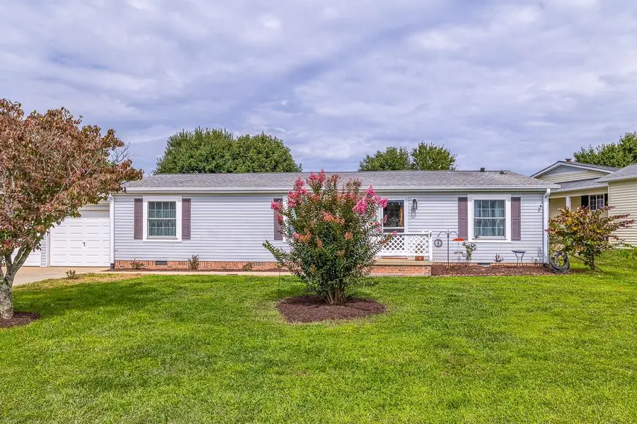 445 Riverwind Drive, Hendersonville, NC 28739 - Image #2