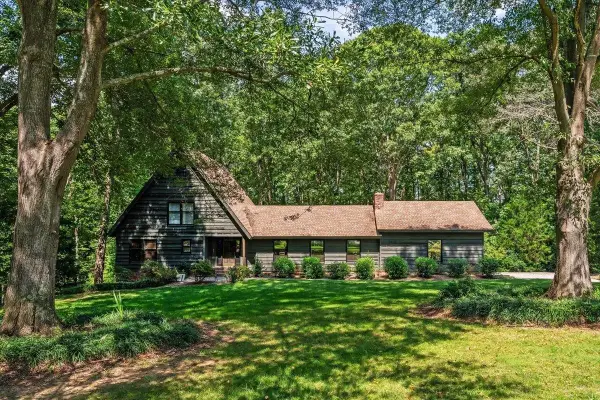 100 Caroline Drive, Roebuck, SC 29376