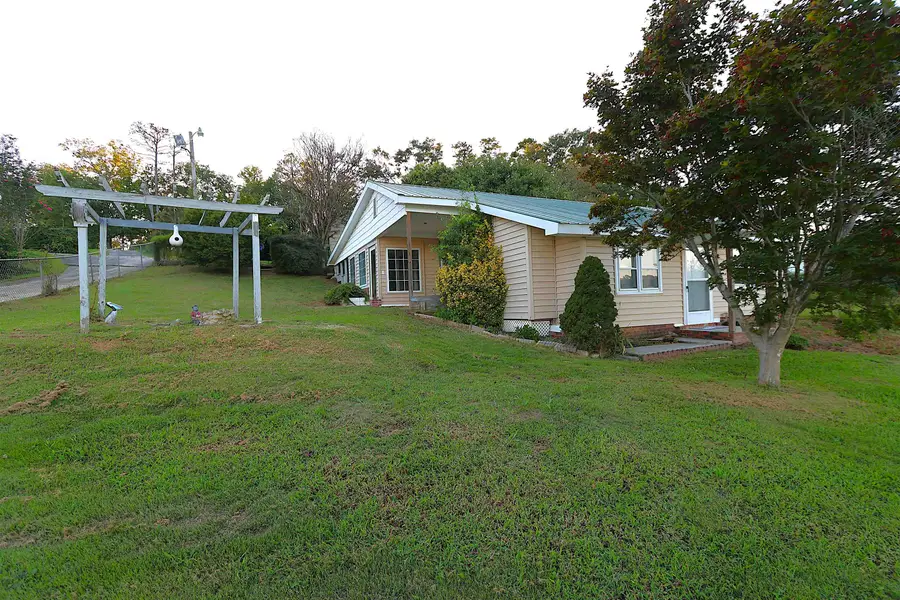 1010 Flymm Smith Road, Waterloo, SC 29384 - Image #3