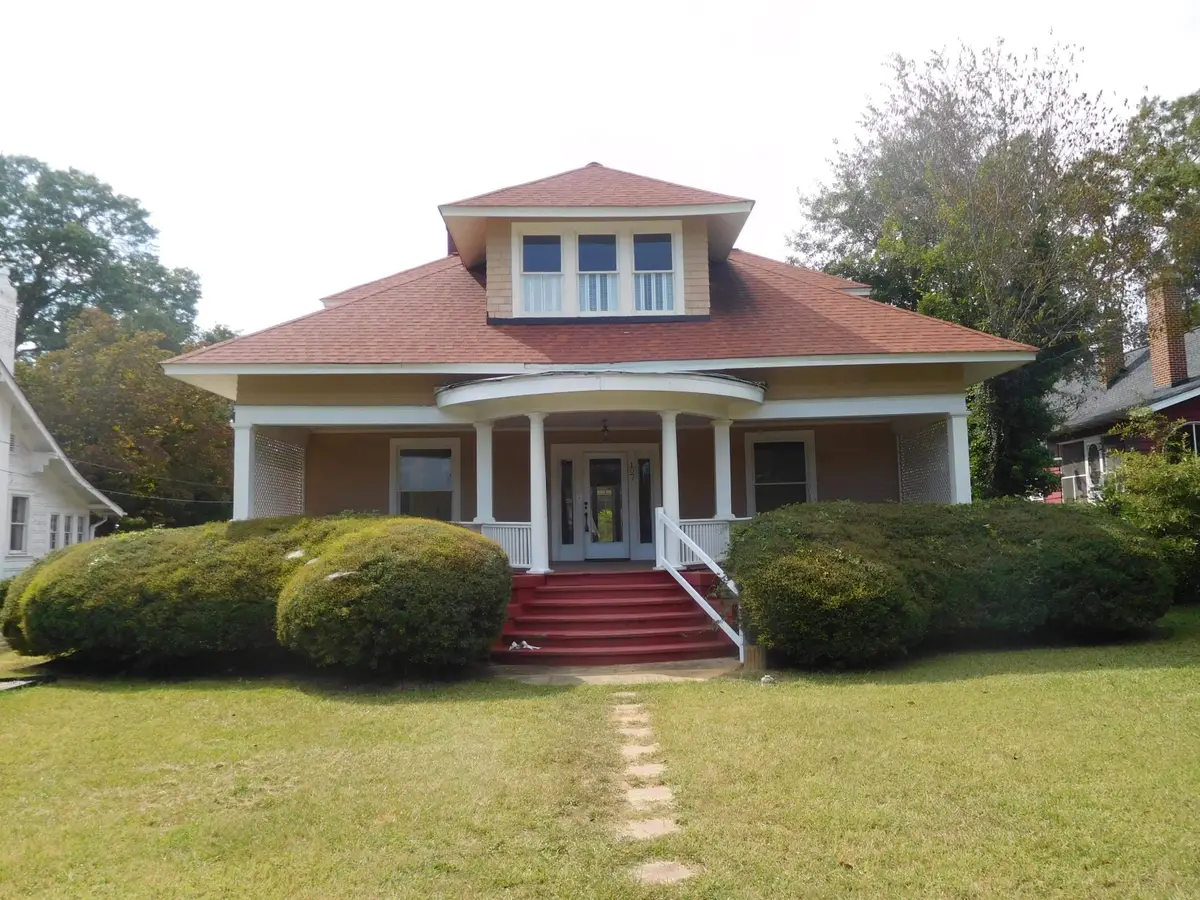 107 Douglas Heights Street, Union, SC 29379 - Image #1