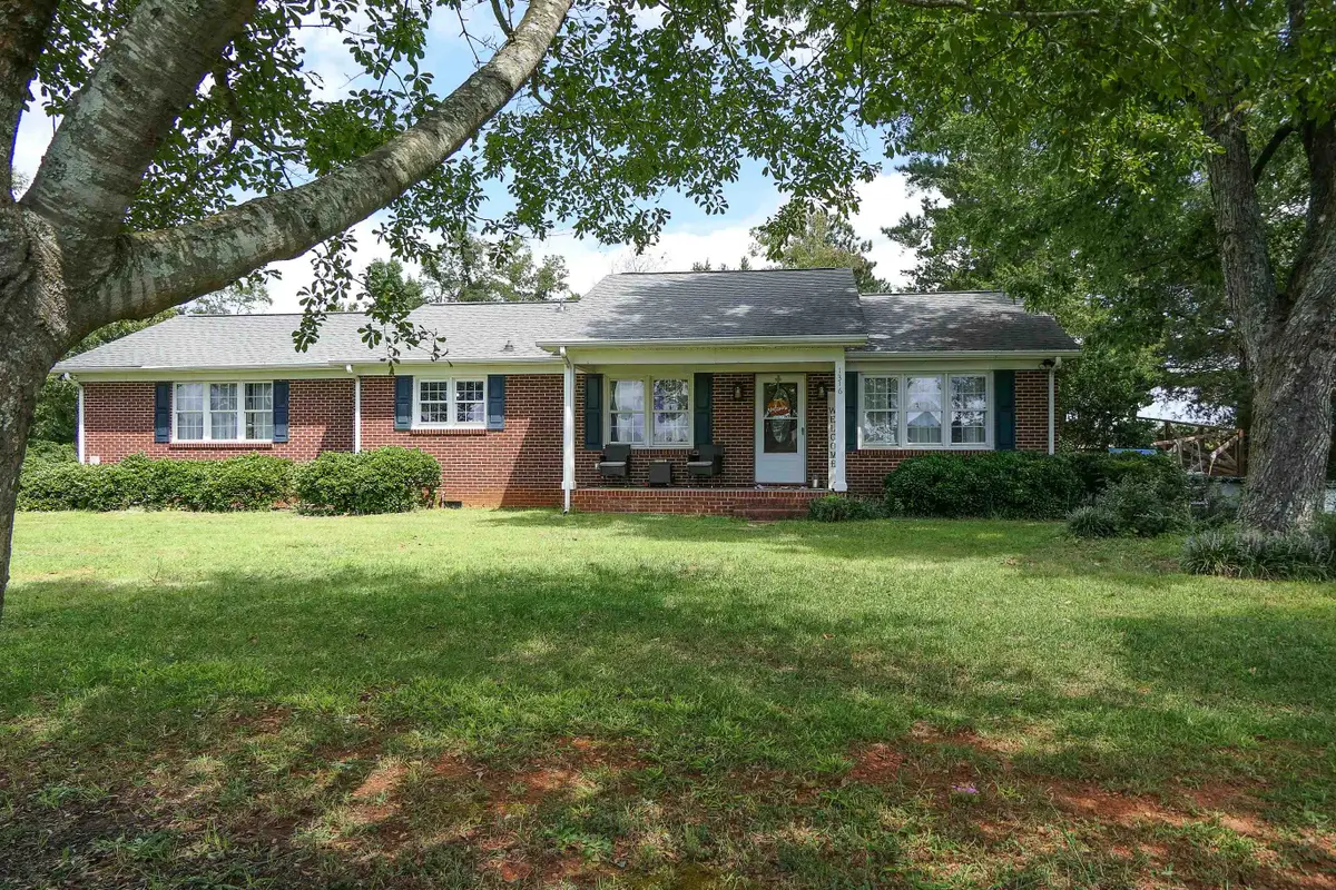 1316 Swofford Drive, Cowpens, SC 29330 - Image #1