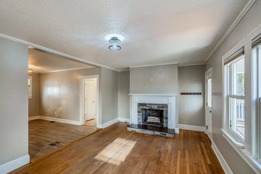 131 S Cleveland Park Drive, Spartanburg, SC 29303 - Image #2