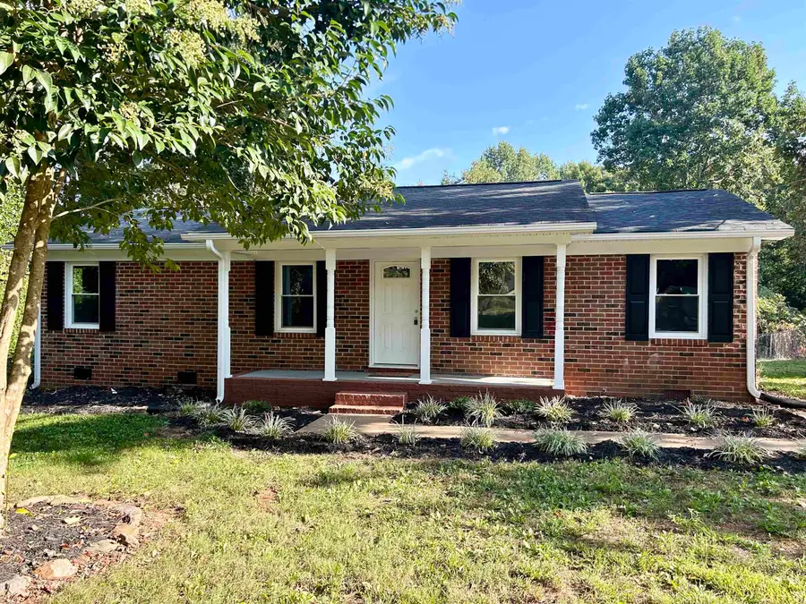 146 Crestmont Drive, Gaffney, SC 29341 - Image #2