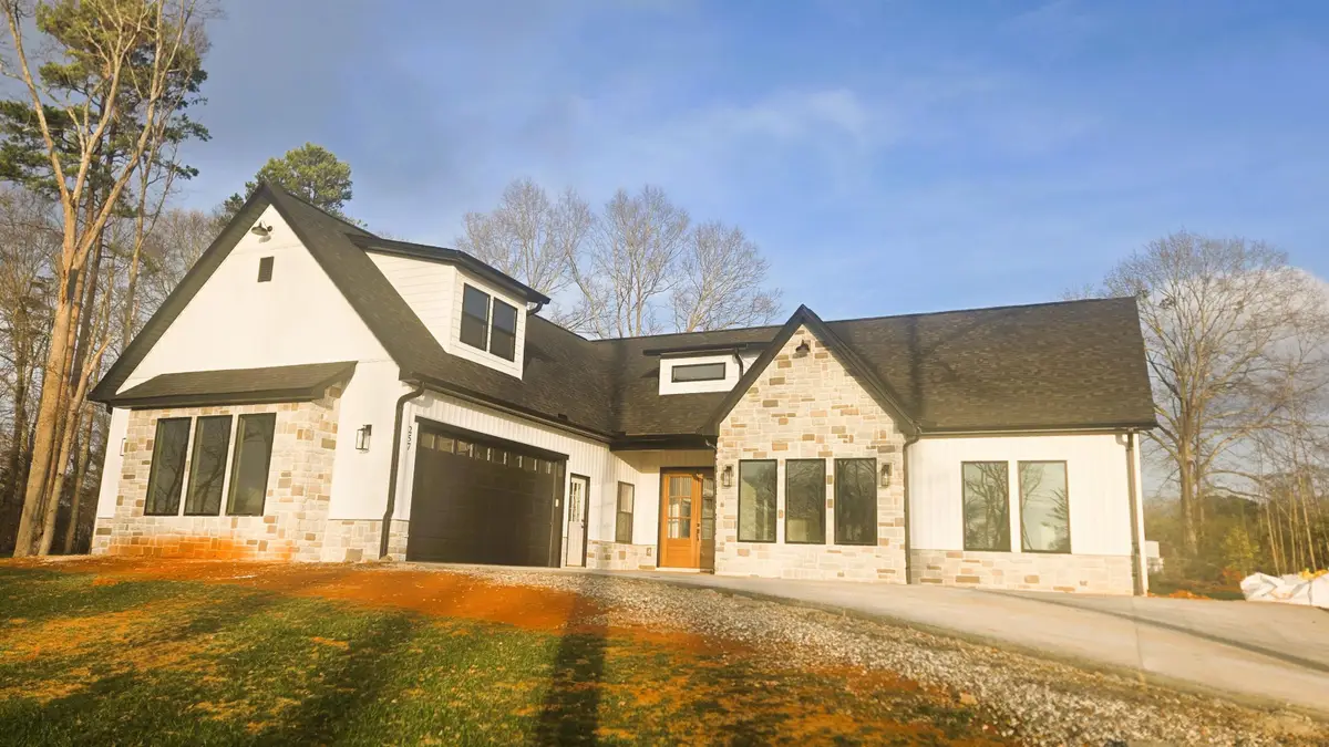 257 Ridge Road, Wellford, SC 29385 - Image #1