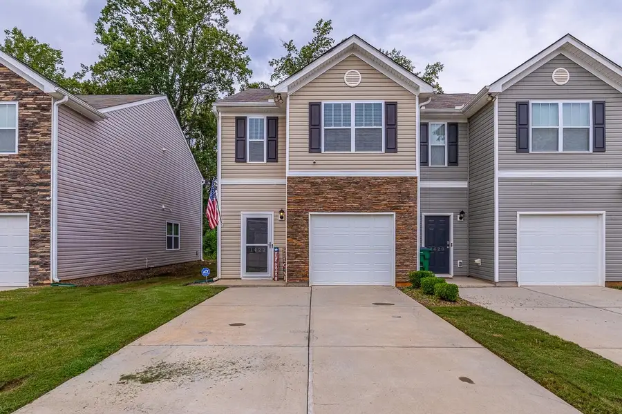 1422 Bella Grace Court, Boiling Springs, SC 29316 - Image #2