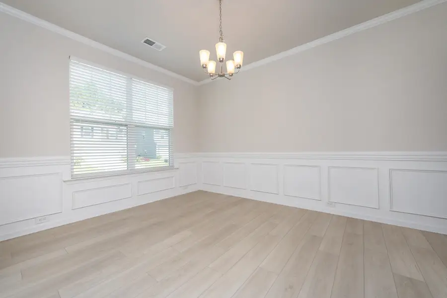 138 Magnolia Street, Reidville, SC 29388-9198 - Image #2