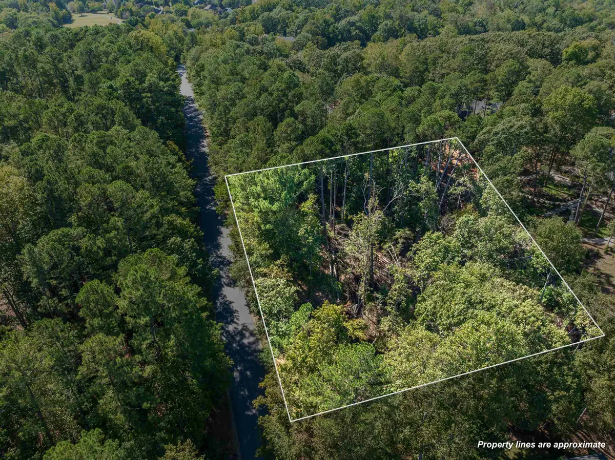 303 Carolina Club Dr, Spartanburg, SC 29306 - Image #1