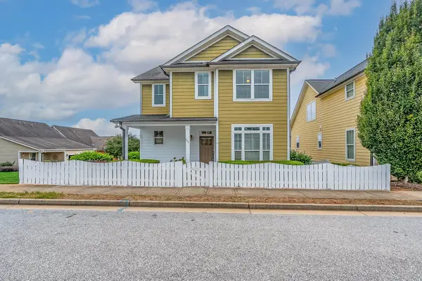 105 Lawndale Drive, Greer, SC 29651