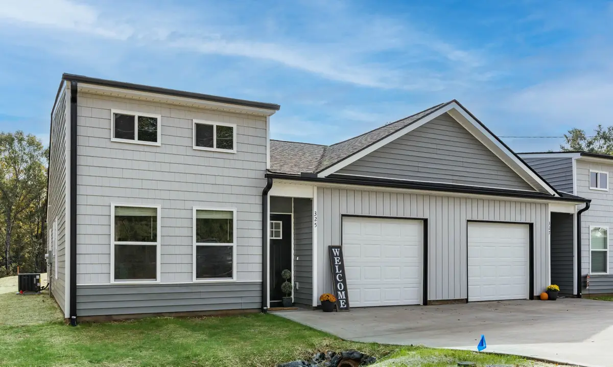 325-327 R C Thompson Road, Chesnee, SC 29323 - Image #1