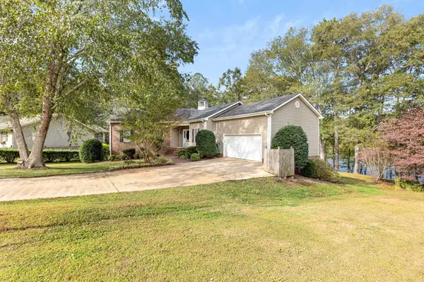 125 Lake Robinson Point, Greer, SC 29651