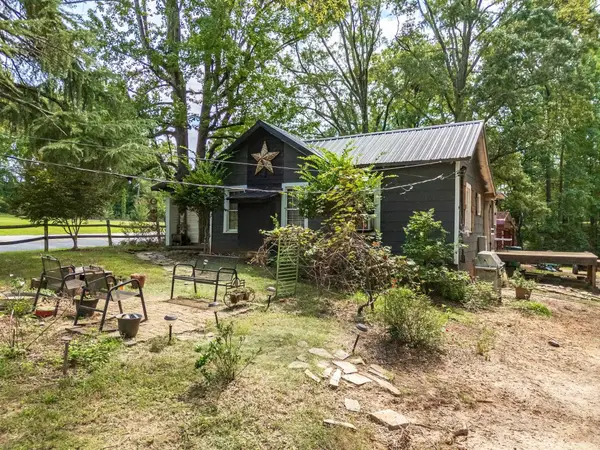 4937 Buffalo West Springs Highway, Pauline, SC 29374