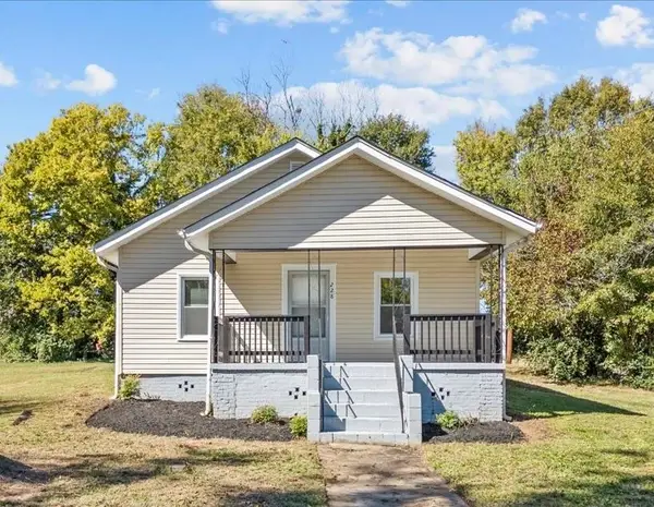 228 Grandview Drive, Spartanburg, SC 29303