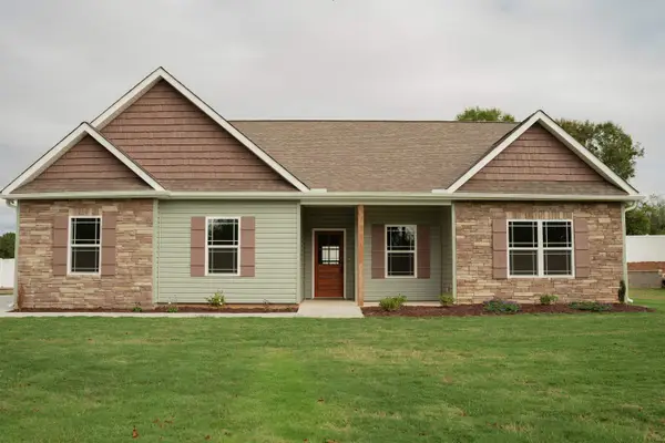 255 Pillsburgh Circle, Landrum, SC 29356